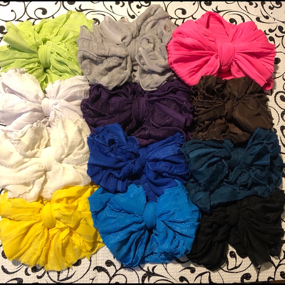 Messy Bows! - Picture 2 of 5